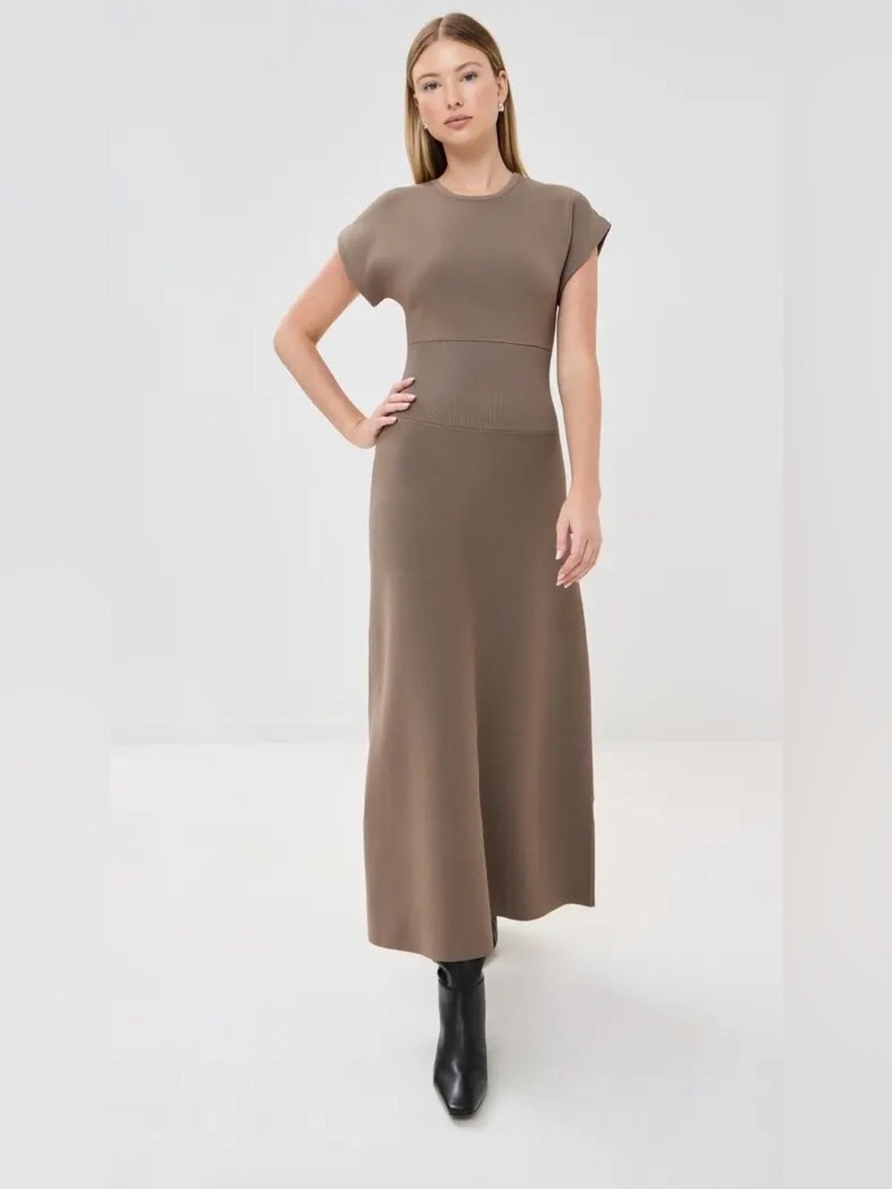 CO Ribbed Sleeveless Dress Size Small NWT 🤎🤍